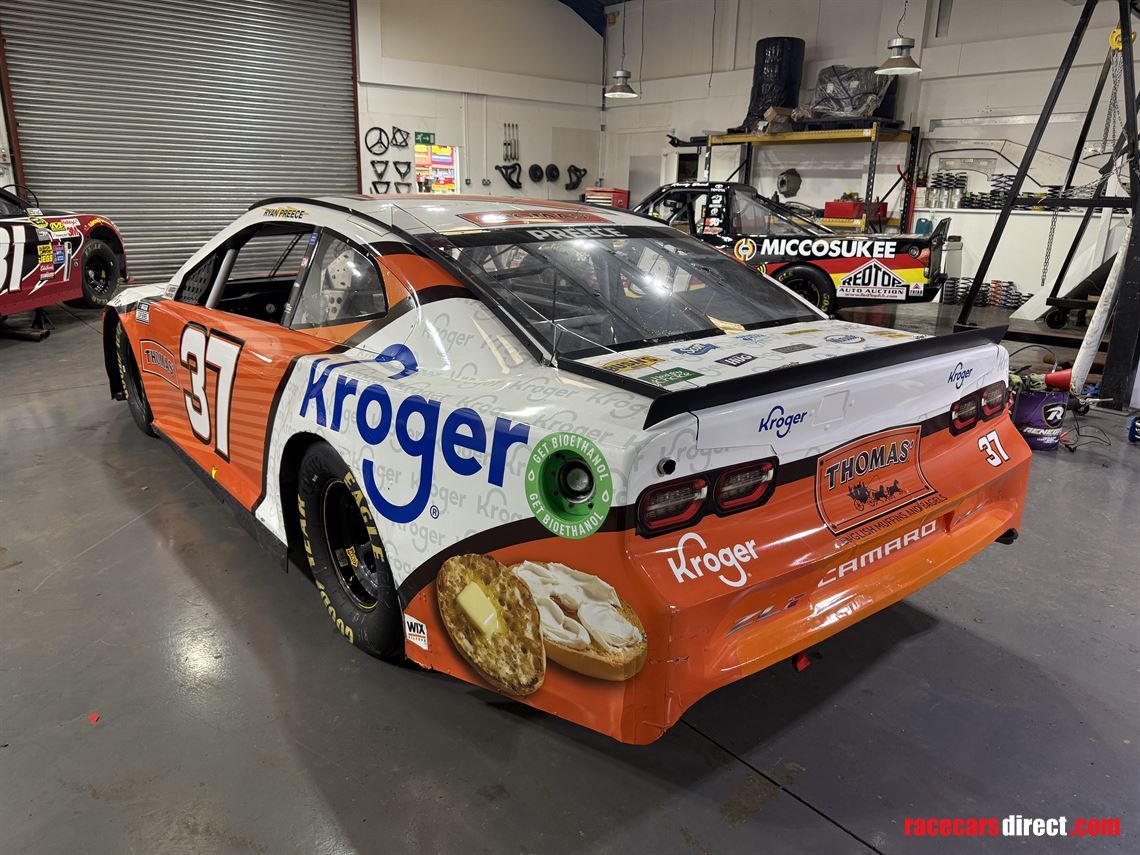 chevrolet-camero-nascar