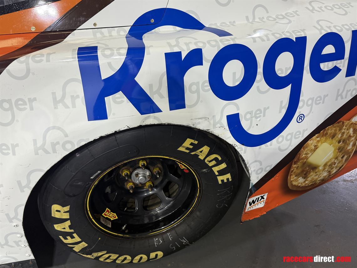 chevrolet-camero-nascar