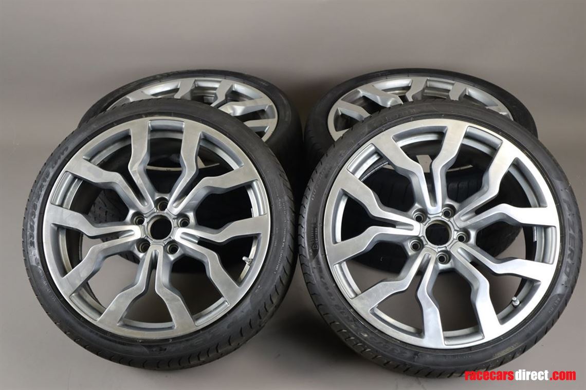 audi-r8-v10-wheels-with-tires