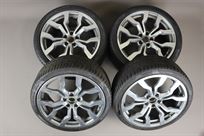 audi-r8-v10-wheels-with-tires