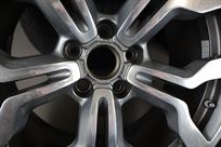 audi-r8-v10-wheels-with-tires