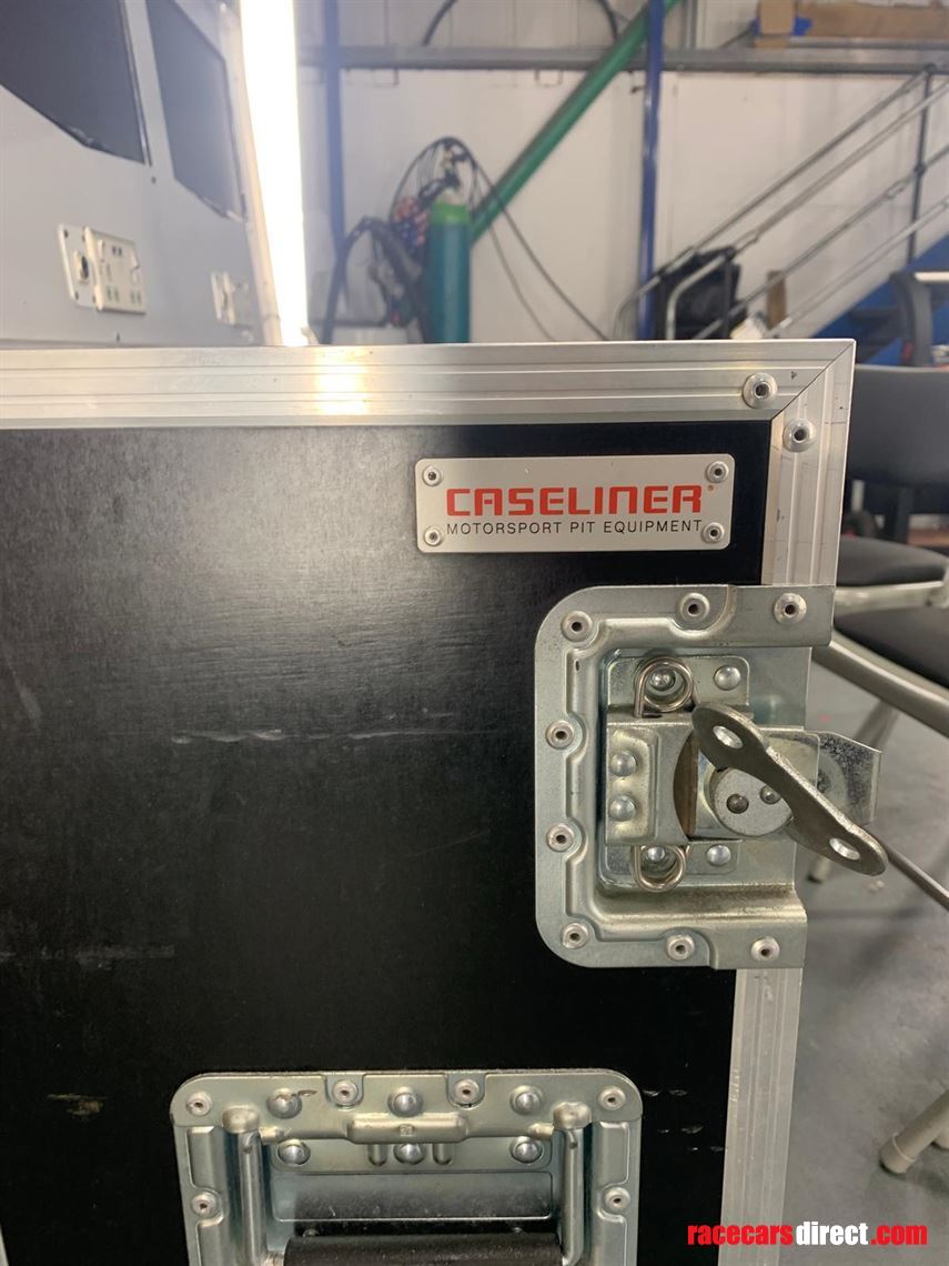 caseliner-data-station