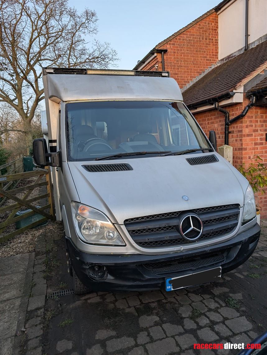 converted-ambulance-motorhome