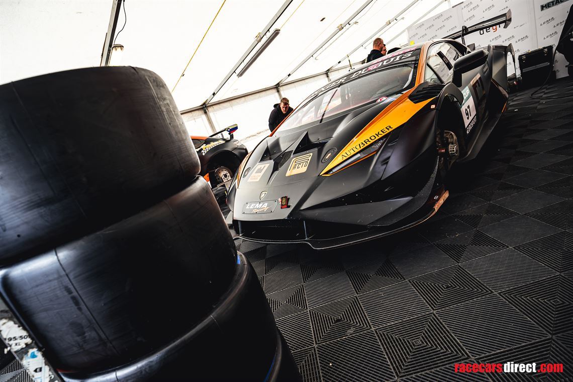 lamborghini-huracan-super-trofeo-evo2