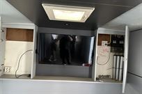 renault-magnuim-ae-truck-with-upholstered-rac