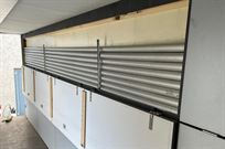 renault-magnuim-ae-truck-with-upholstered-rac