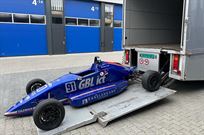 renault-magnuim-ae-truck-with-upholstered-rac