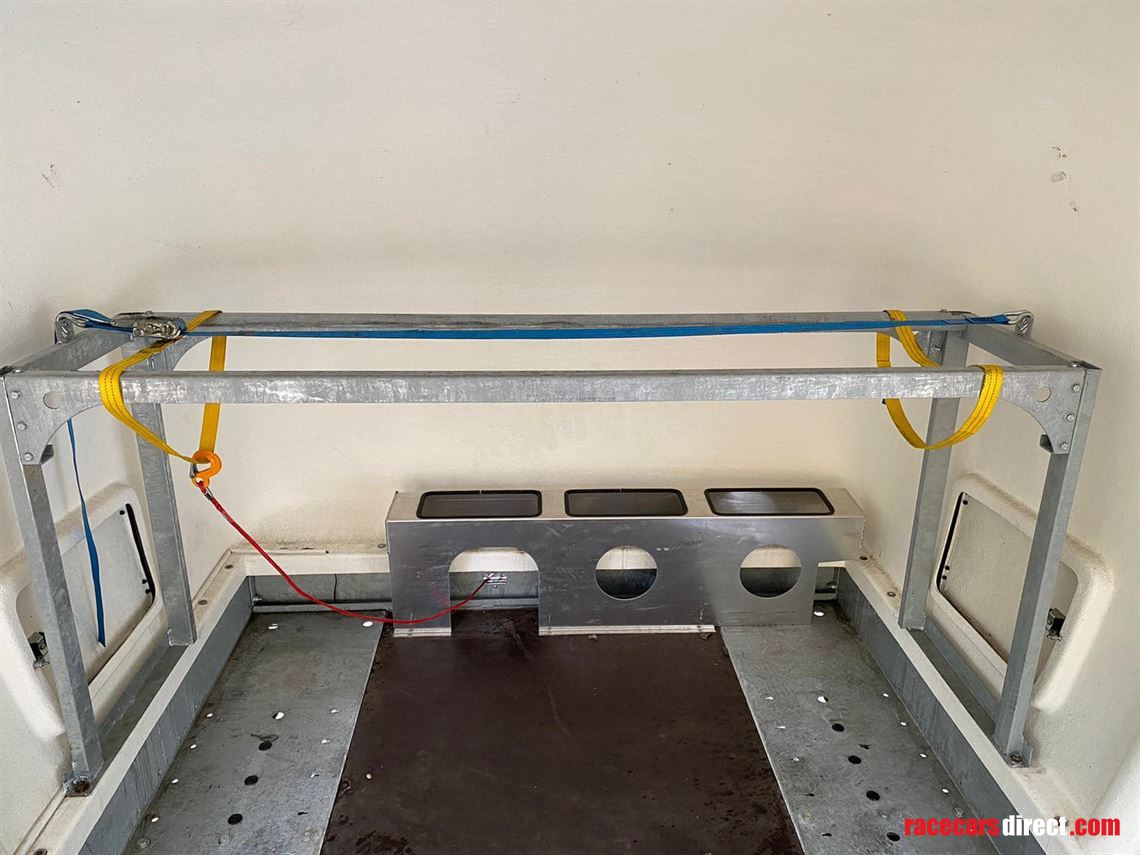 2020-prg-tracsporter-xw-enclosed-trailer