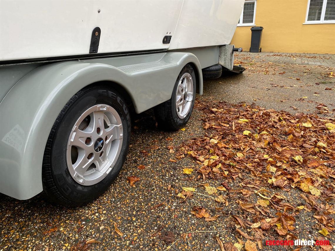 2020-prg-tracsporter-xw-enclosed-trailer