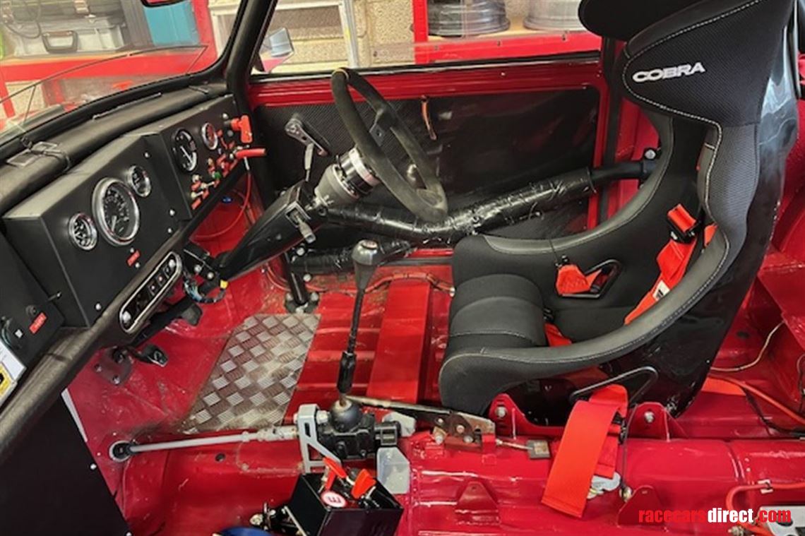 classic-mini-racehill-climb-car