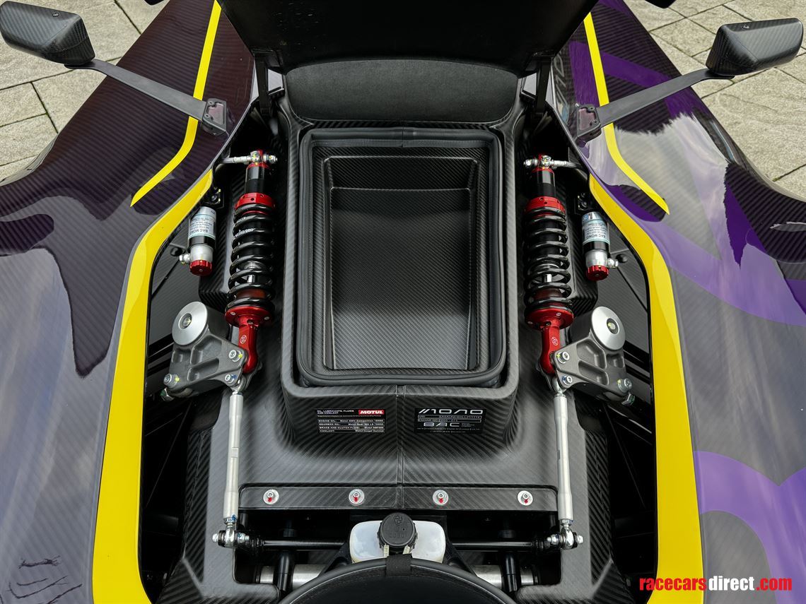 bac-mono-w-114-road-legal-only-1600km-305hp