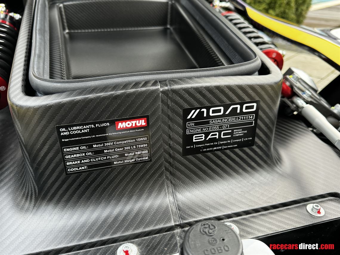 bac-mono-w-114-road-legal-only-1600km-305hp