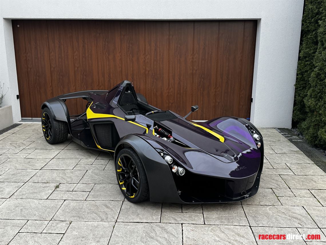 bac-mono-w-114-road-legal-only-1600km-305hp