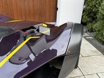 bac-mono-w-114-road-legal-only-1600km-305hp