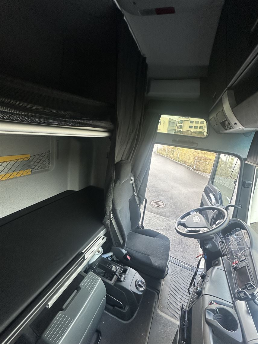 race-car-transporter