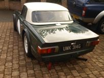 triumph-tr6-historic-race-car