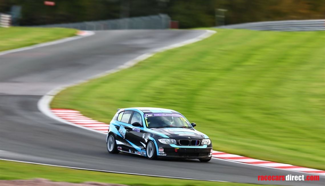 bmw-116i-trophy-race-car