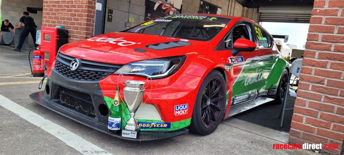 opel-vauxhall-astra-tcr