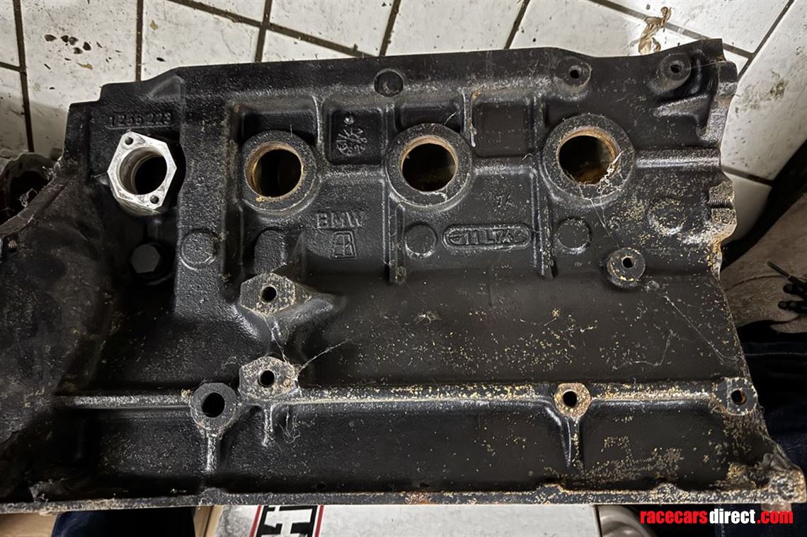bmw-m12-engine-bloc
