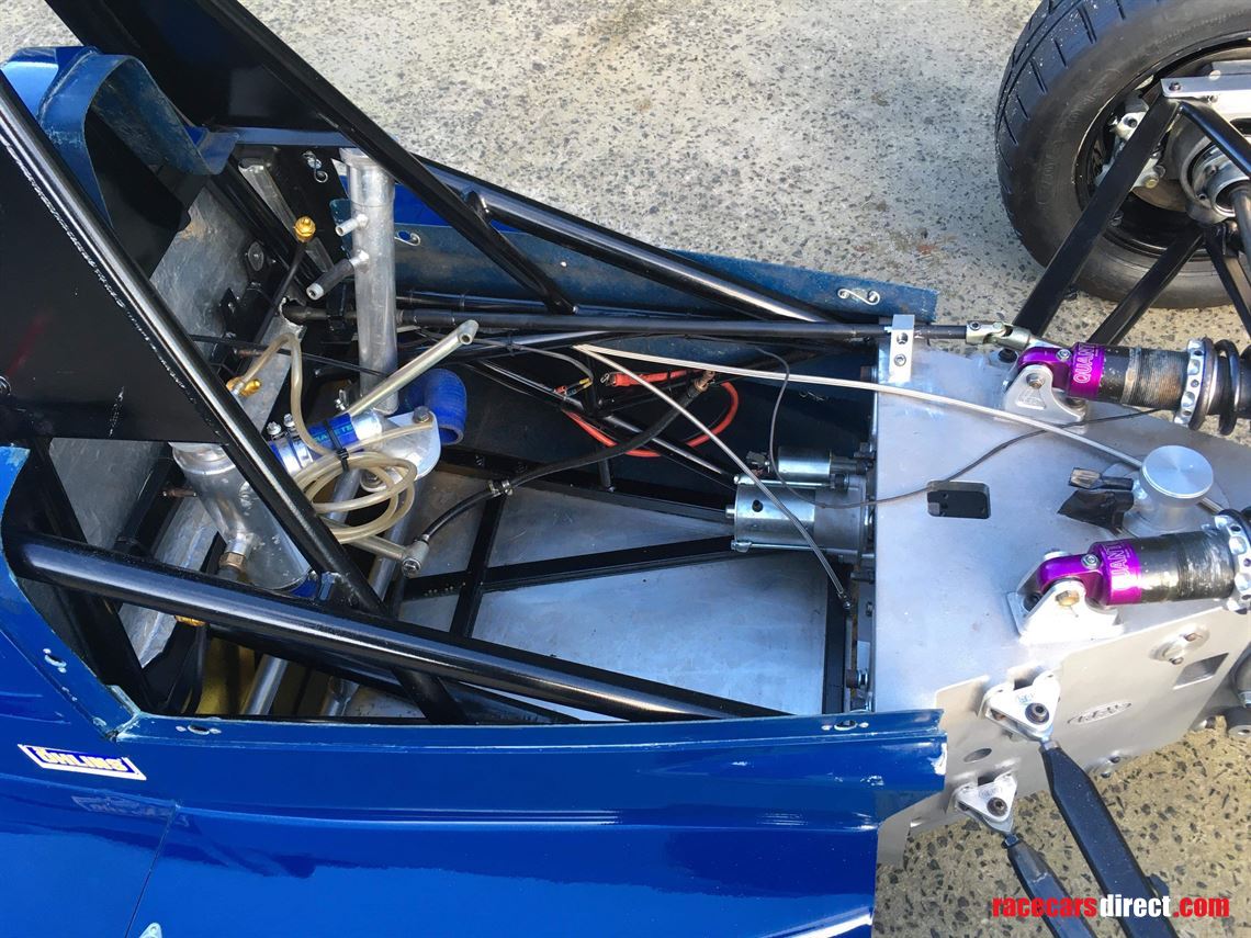 ray-gr15-formula-ford