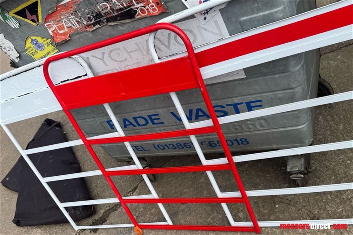 pit-boards-set-of-3-w-numbers-case---ex-btcc