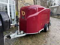 debon-cargo-1300-box-trailer