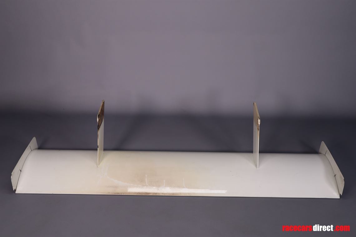 mclaren-f1-gtr-longtail-rear-wing