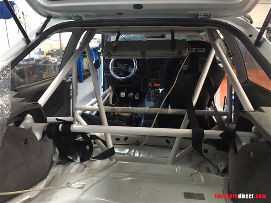 ford-sierra-rs-cosworth-3-door