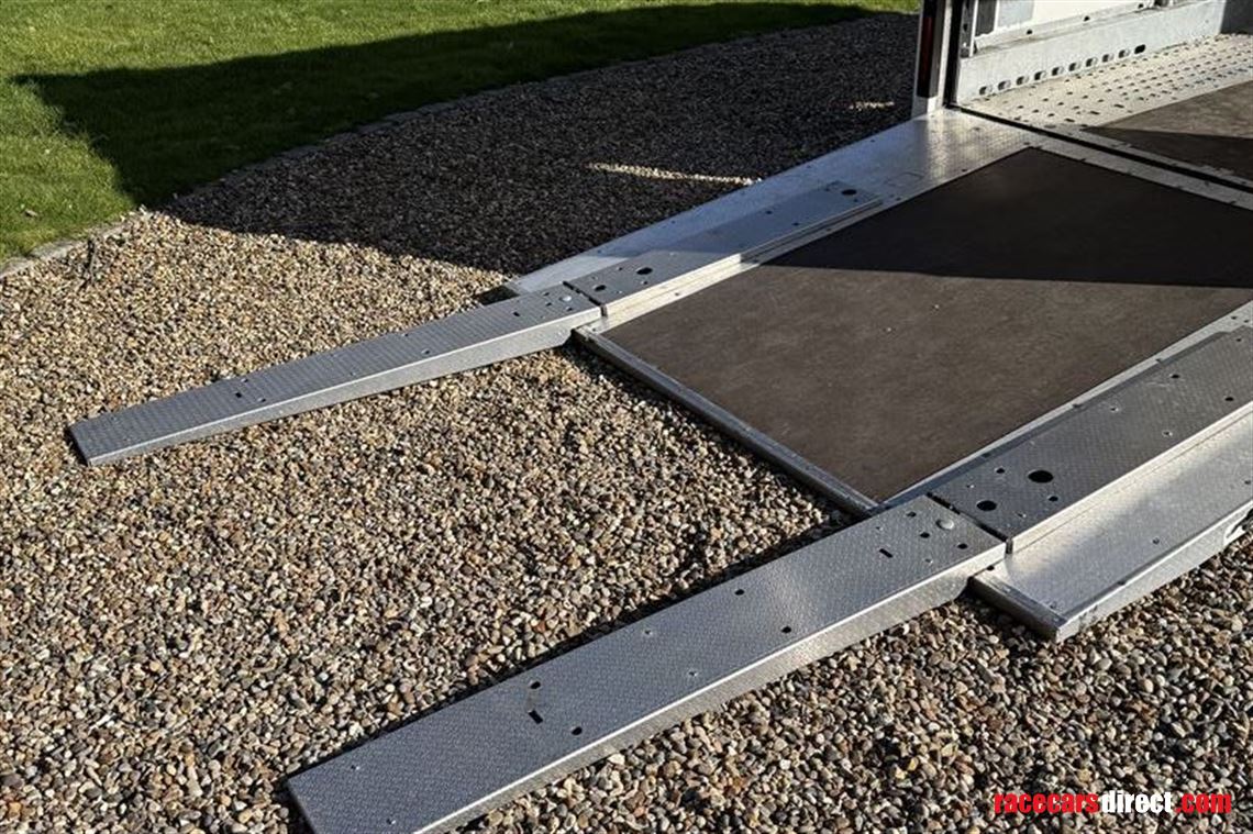 brian-james-rt5-car-transporter