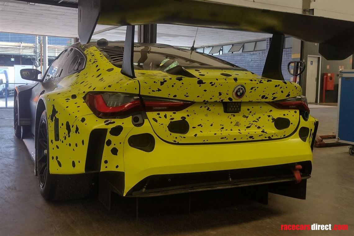 2021-bmw-m4-gt3-2-sets-of-spare-wheels