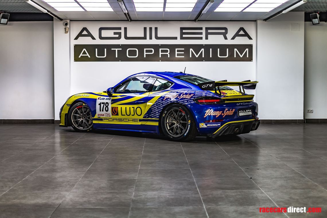 porsche-718-cayman-gt4-cs