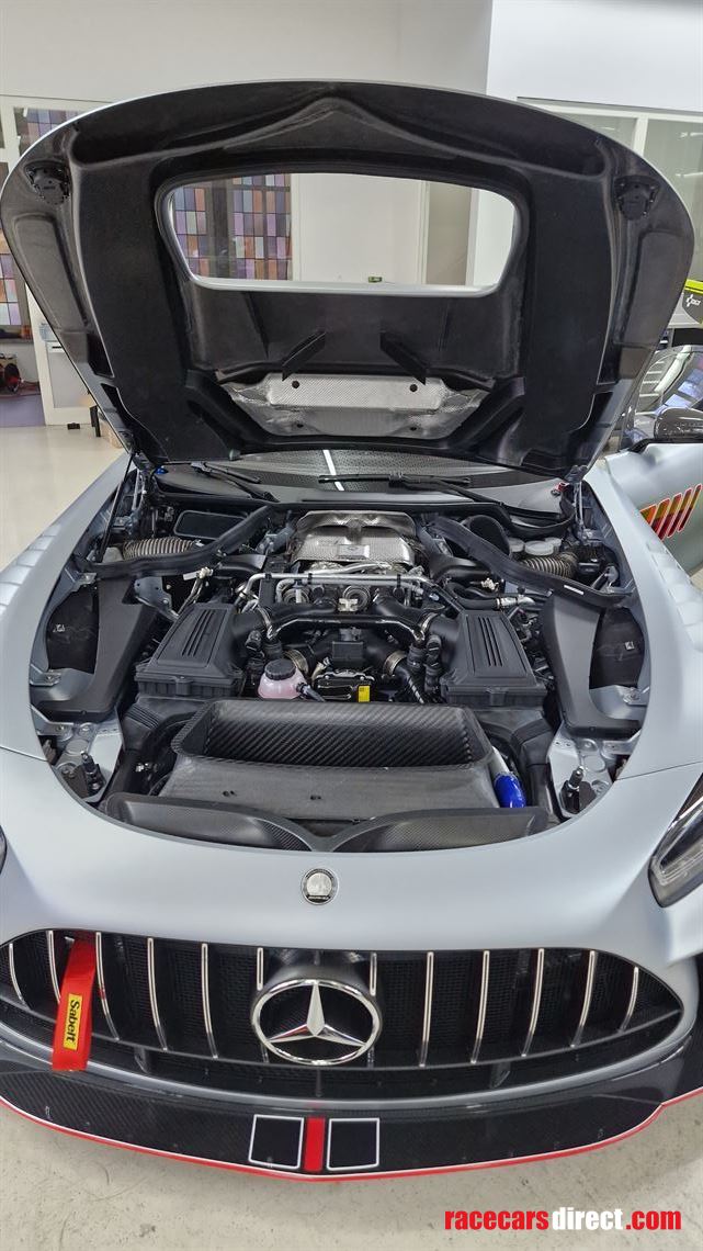 mercedes-benz-amg-gt-track-series-no-5-of-55