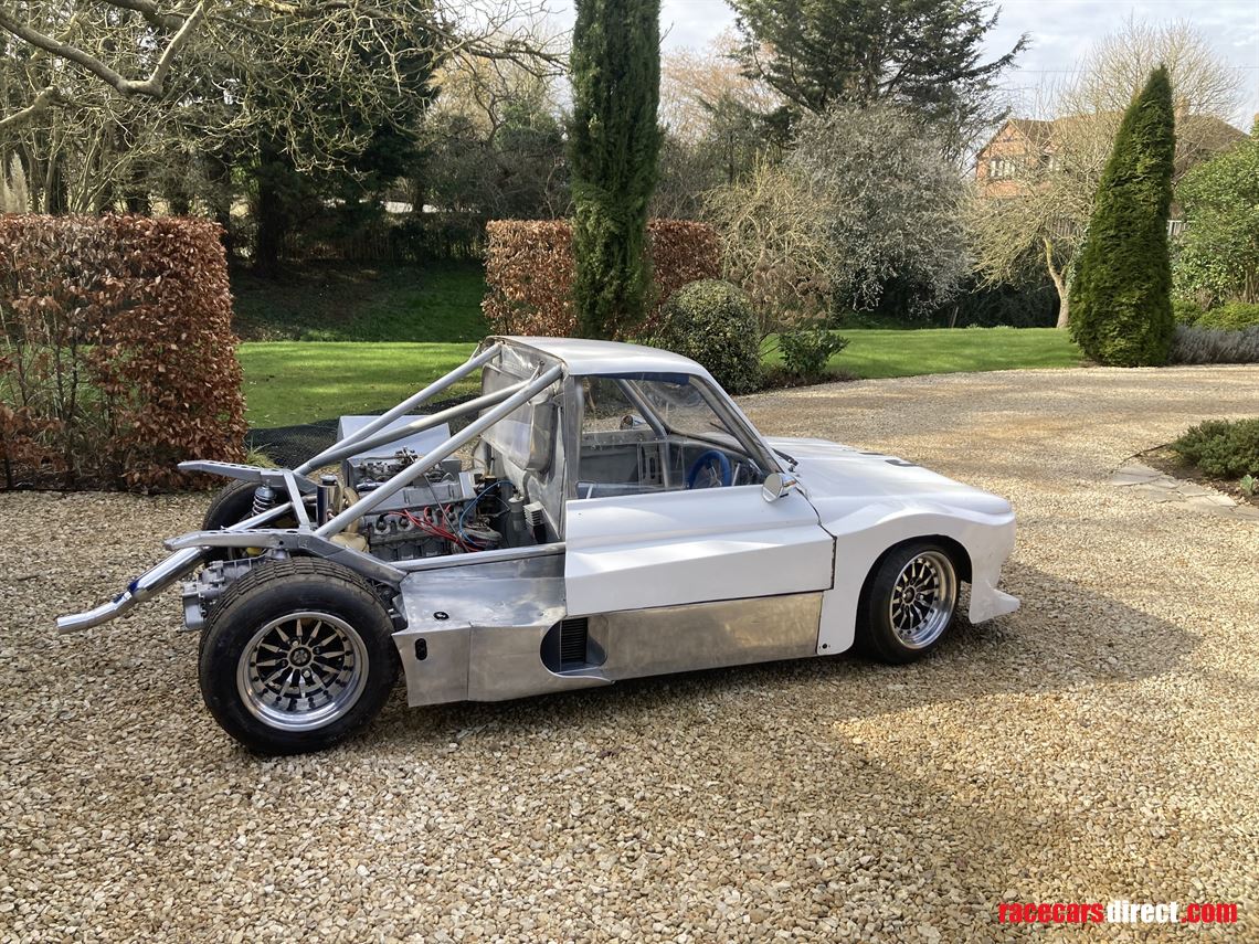 historic-impstiletto-special-saloon