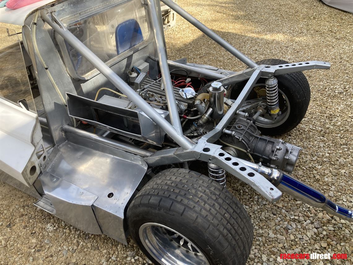 historic-impstiletto-special-saloon