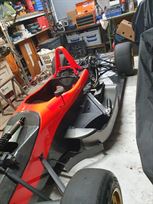 dallara-f-398-formula-3-car-in-great-conditio