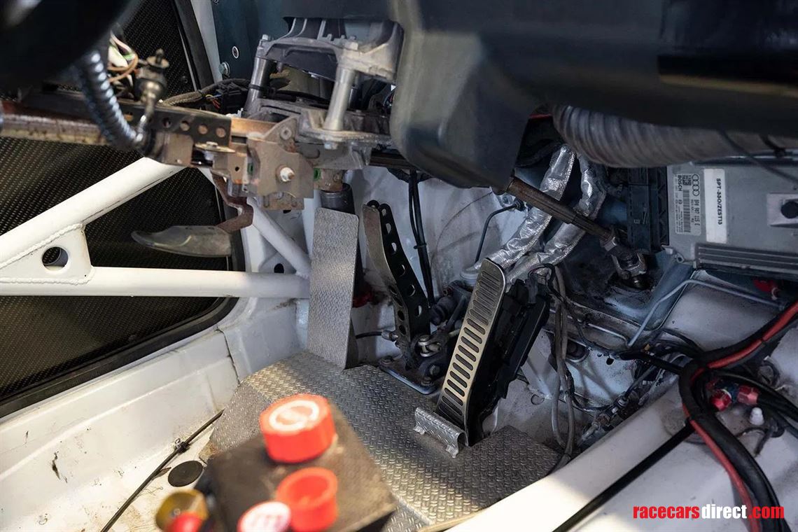 seat-supercopa-factory-race-car