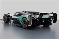 aston-martin-valkyrie-amr-pro
