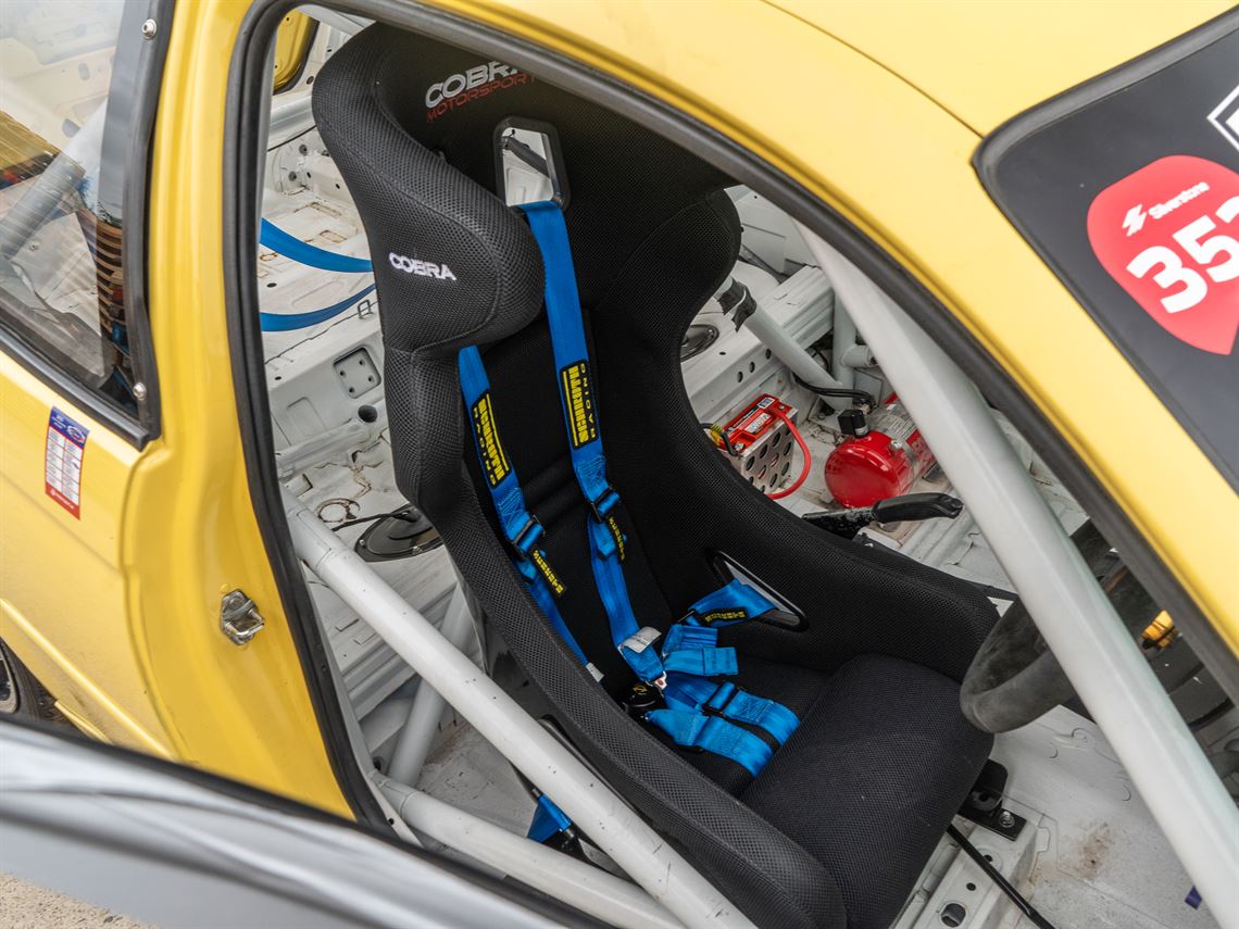 bmw-e46-325ti-compact