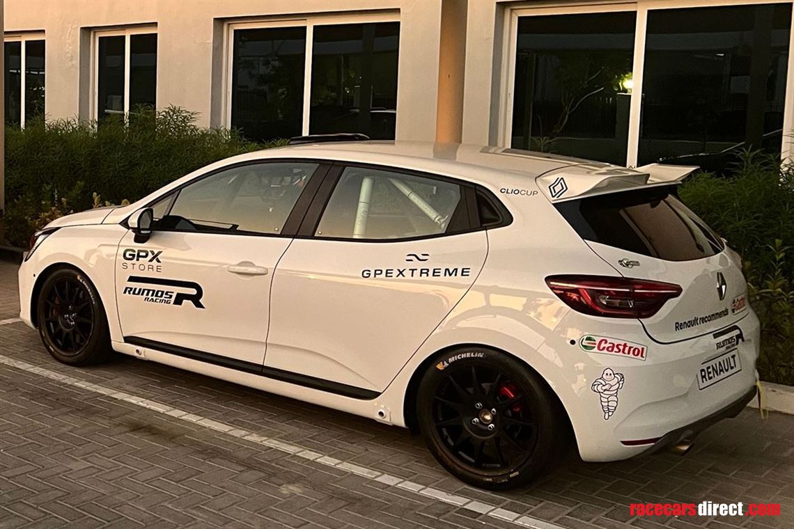 renault-clio-rs-line-clio-cup-car
