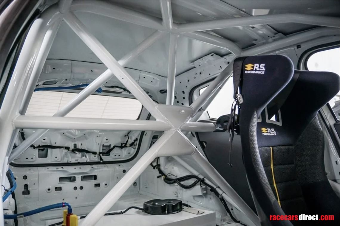 renault-clio-rs-line-clio-cup-car