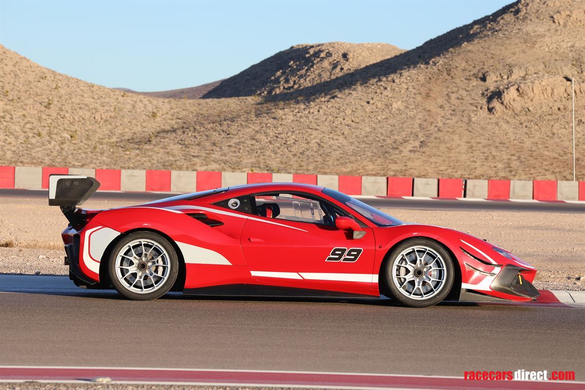 2017-ferrari-488-challenge-evo