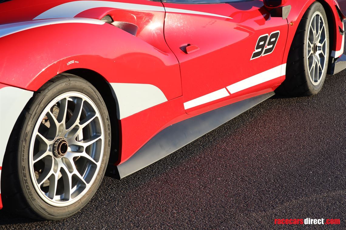 2017-ferrari-488-challenge-evo