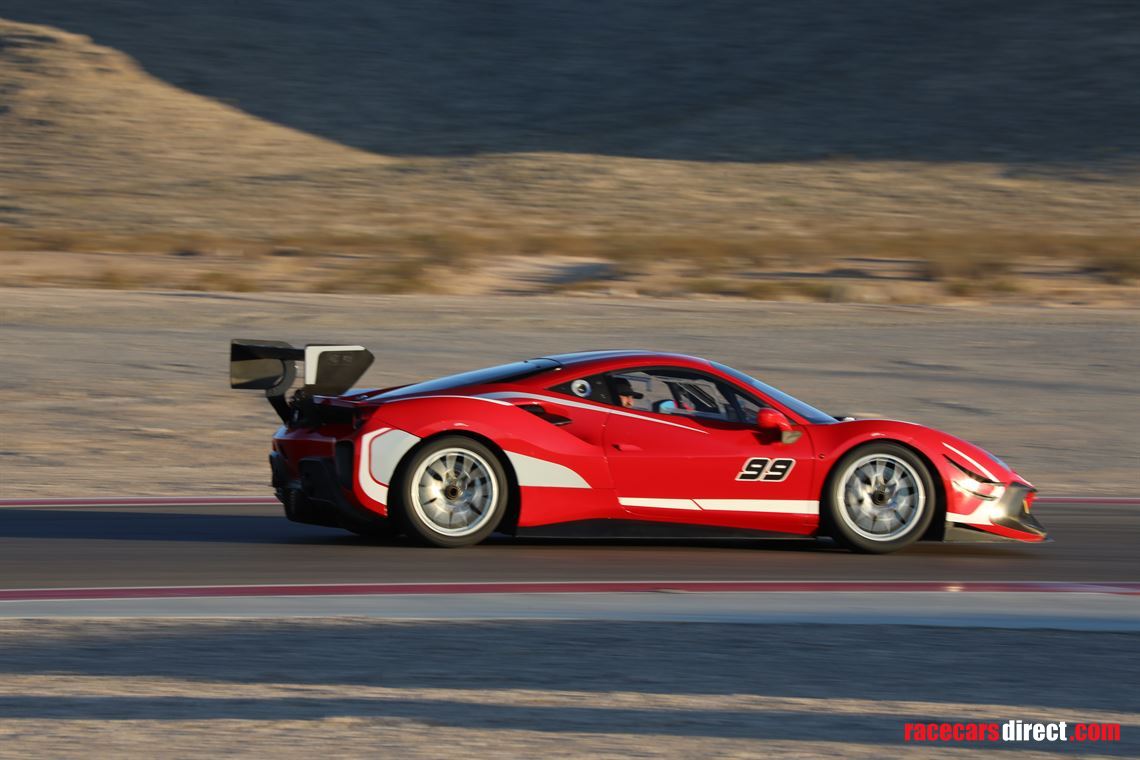 2017-ferrari-488-challenge-evo