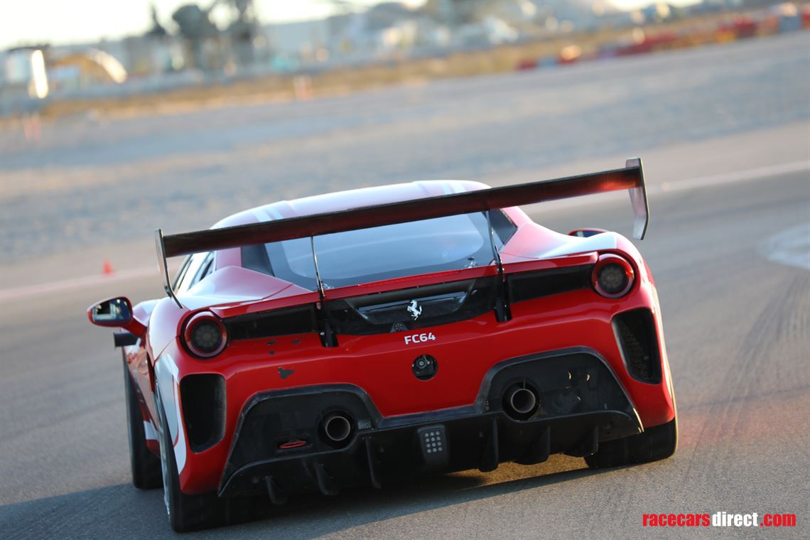 2017-ferrari-488-challenge-evo