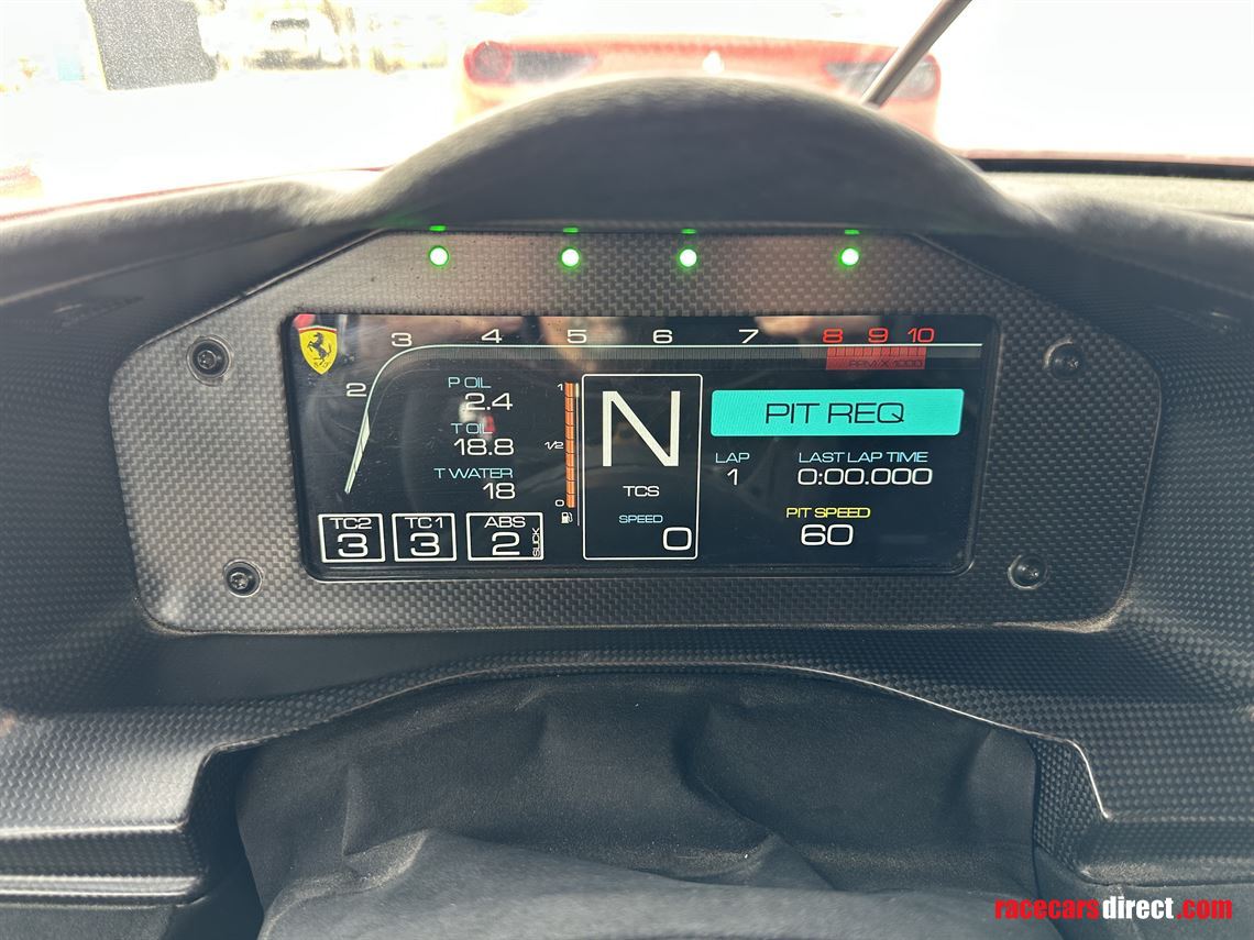 2017-ferrari-488-challenge-evo