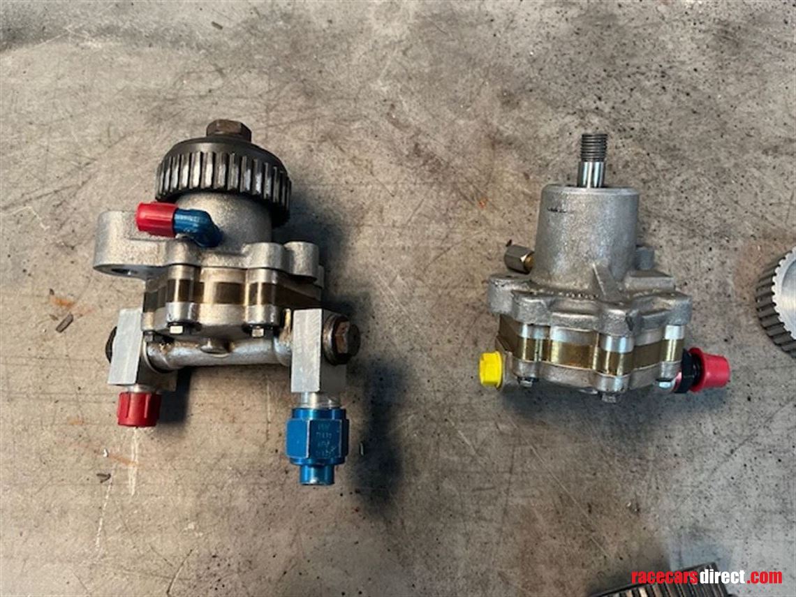 cosworth-fuel-pump-and-oil-pump