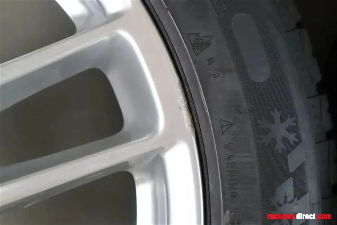 porsche-panamera-19-inch-turbo-wheels-with-wi