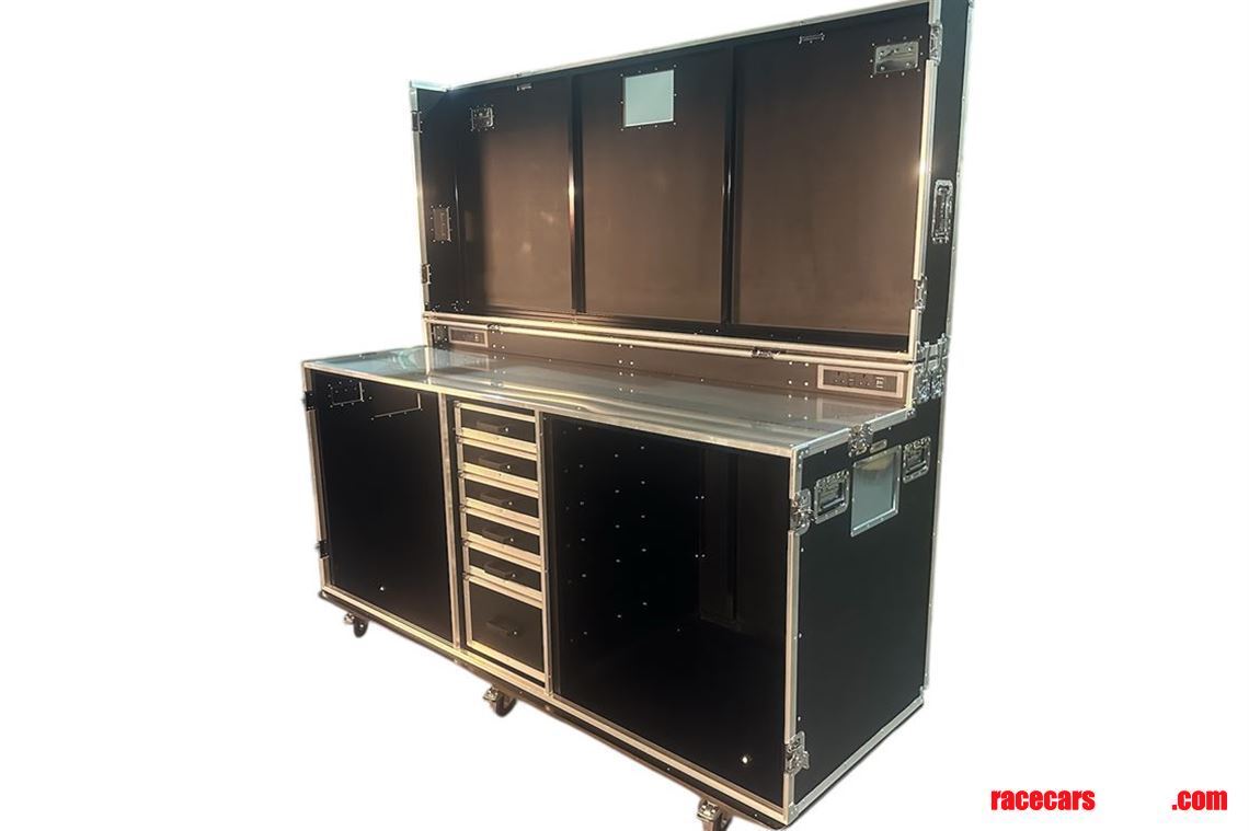 large-freight-case-with-draws---vme-custom19