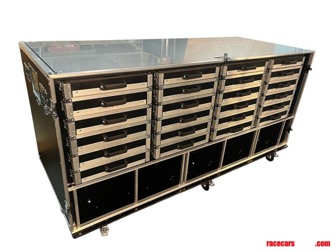 large-brake-discpad-storage-flight-case---vme