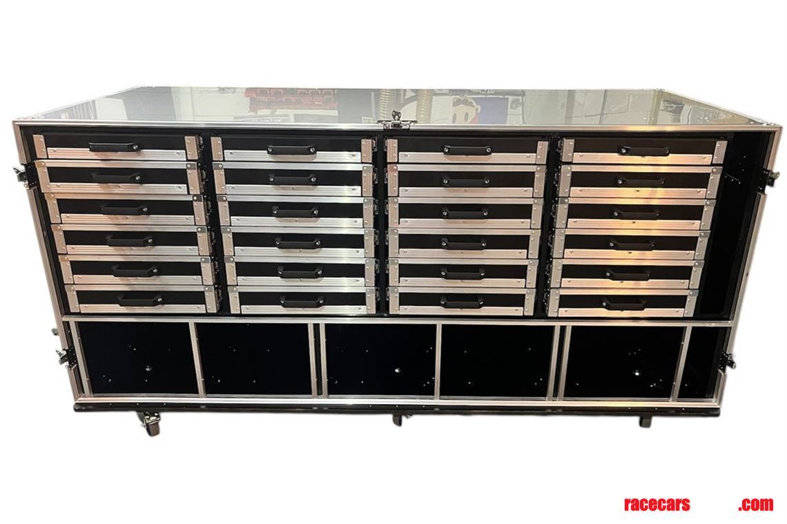 large-brake-discpad-storage-flight-case---vme